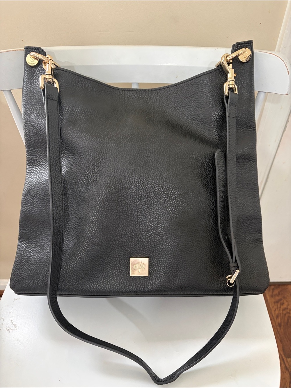 Mulberry Black Leather Shoulder Bag with Gold Hardware
